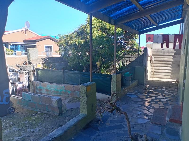 5 Bedroom Property for Sale in Mitchells Plain Central Western Cape